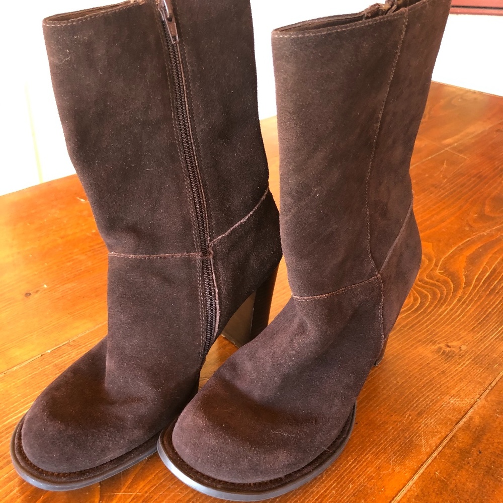 Mossimo Boots